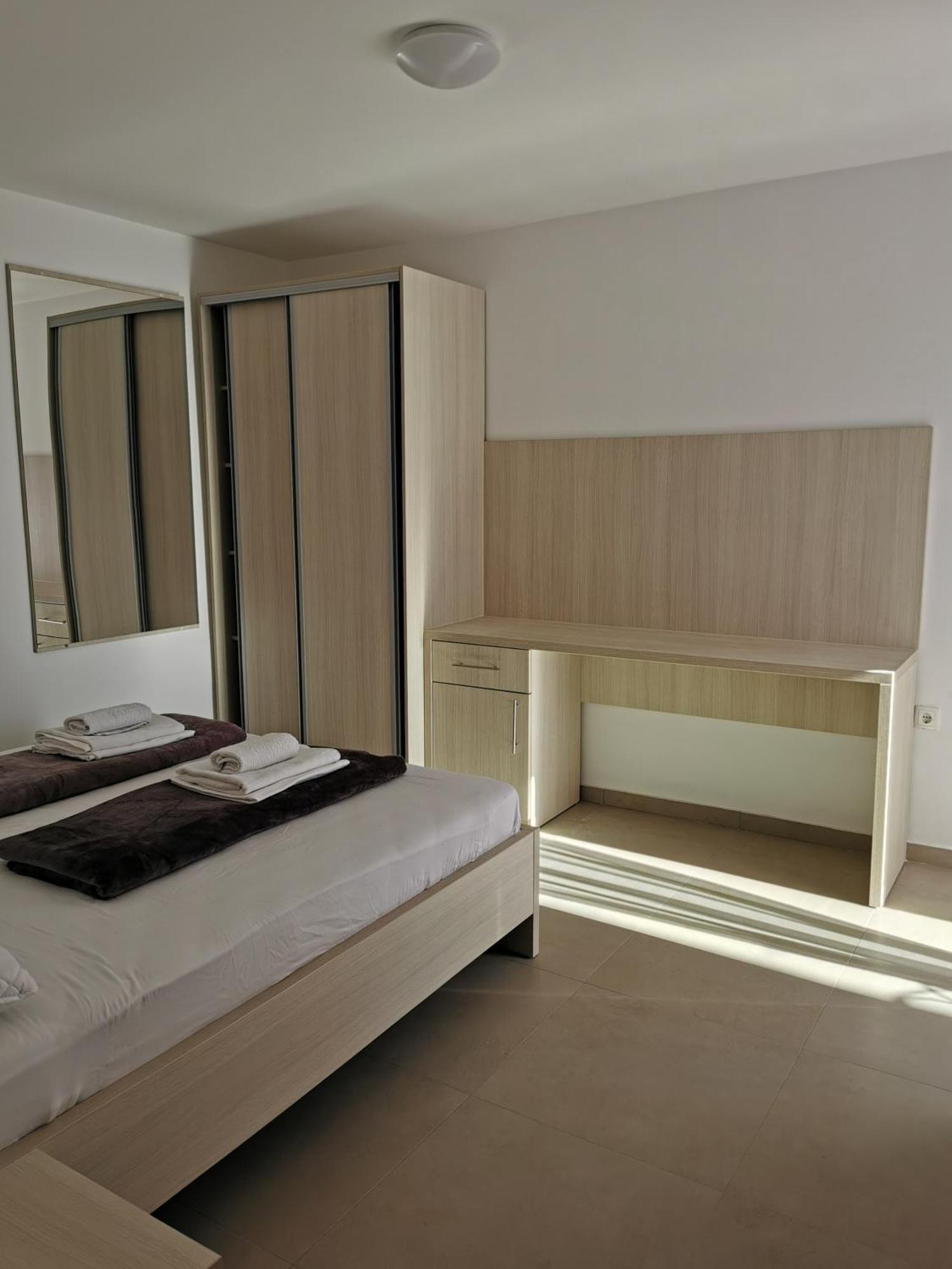 Villa Bellevue โนวีวีโนดอลสกี ภายนอก รูปภาพ
