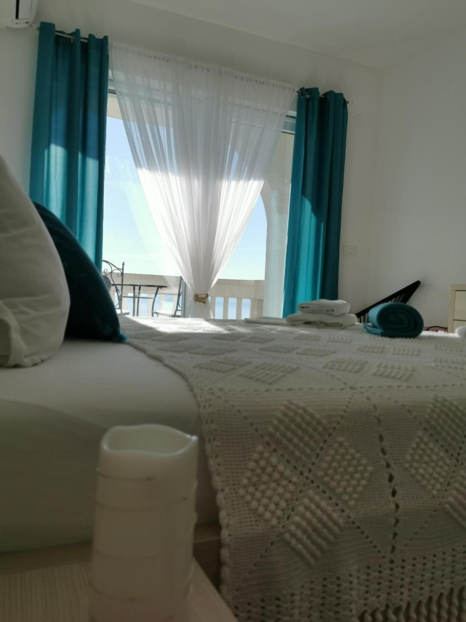 Villa Bellevue โนวีวีโนดอลสกี ภายนอก รูปภาพ