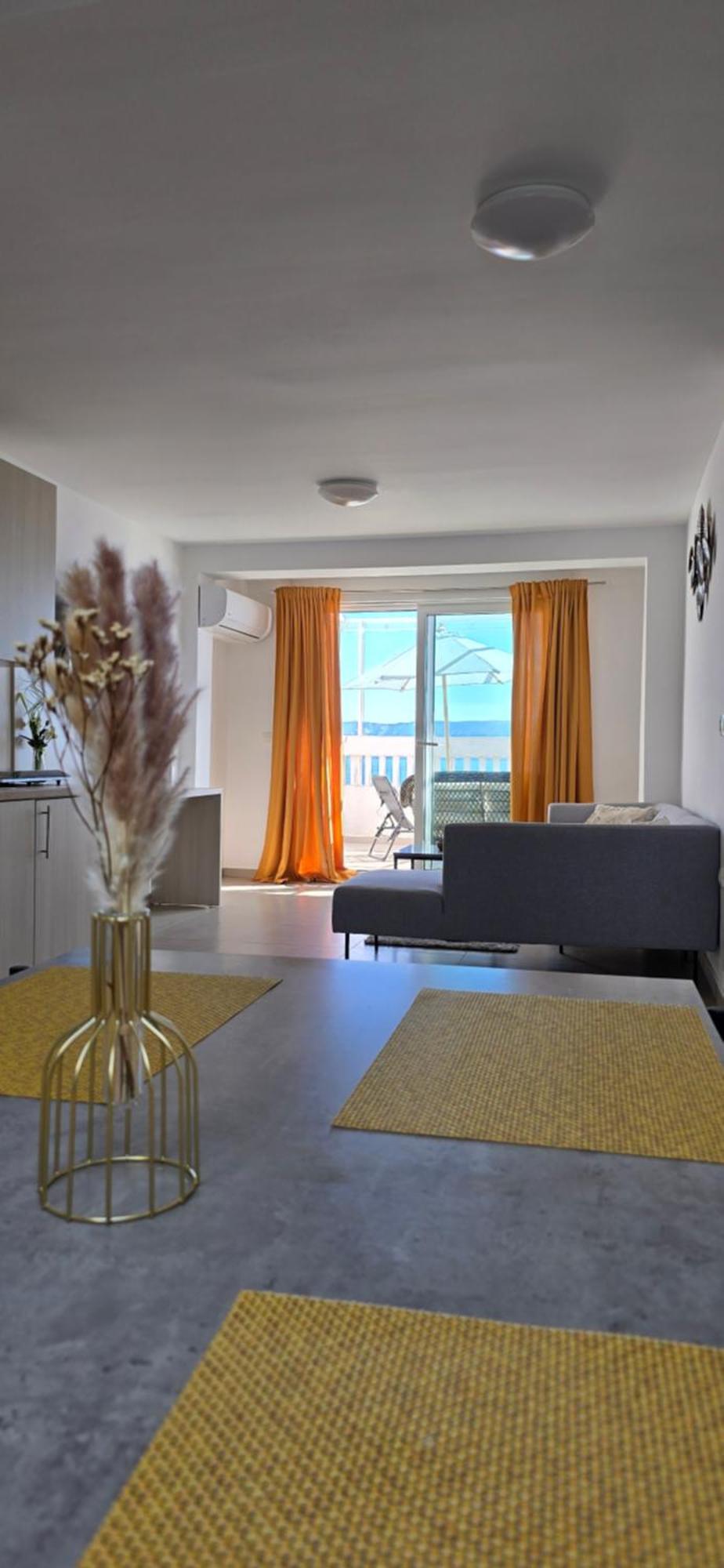 Villa Bellevue โนวีวีโนดอลสกี ภายนอก รูปภาพ